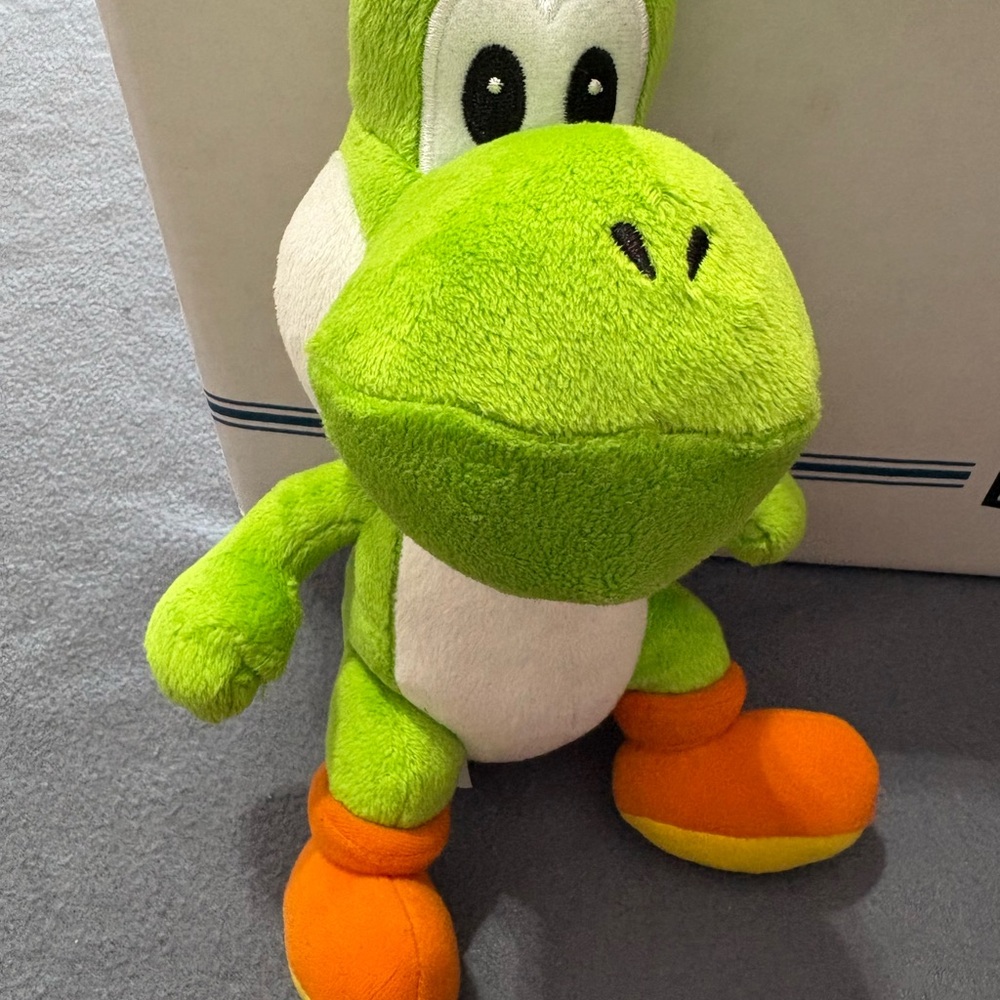 2021 Good Stuff Nintendo Super Mario Yoshi Plush Stuffed Animal Green